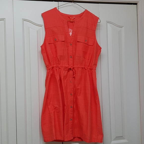 Dress - Picture 1 of 6